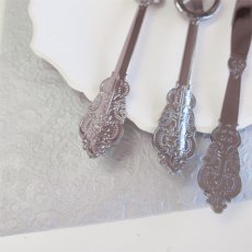 画像4: 〒 紙ナプキン（33cm）シルバーエンボス (4)