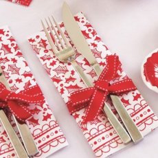 画像1: 〒 紙ナプキン（40cm大判）クリスマスリーフ／20枚入 (1)