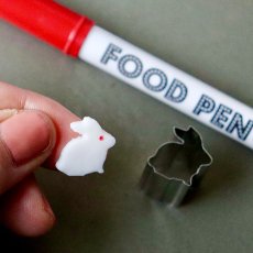 画像1: 〒 抜き型（超ミニ）ダブルカッター（Stadter）座って丸くなってるウサギ 1.5cm【ステンレス】 (1)
