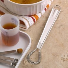 画像1: 先端を曲げて平らな場所でも混ぜられる泡立て器 (1)